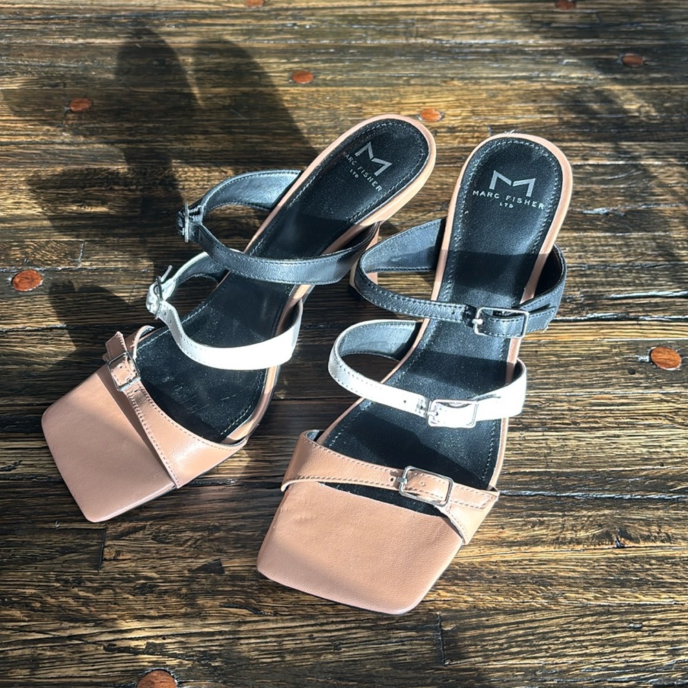 NWOT Marc Fisher 8.5 heels